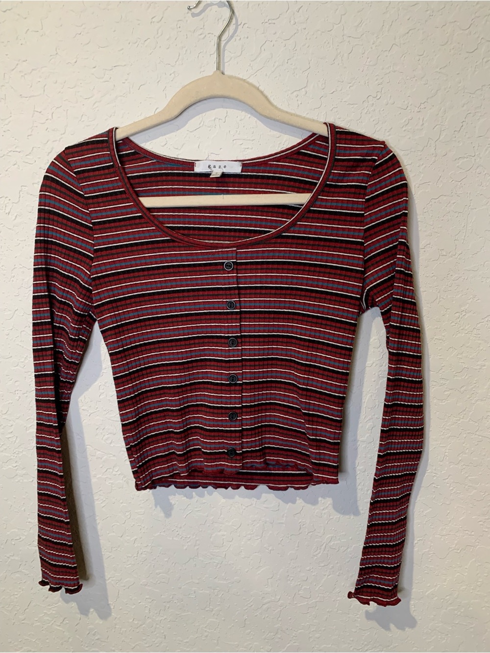 gaze Red Striped Long Sleeve Button Crop Top